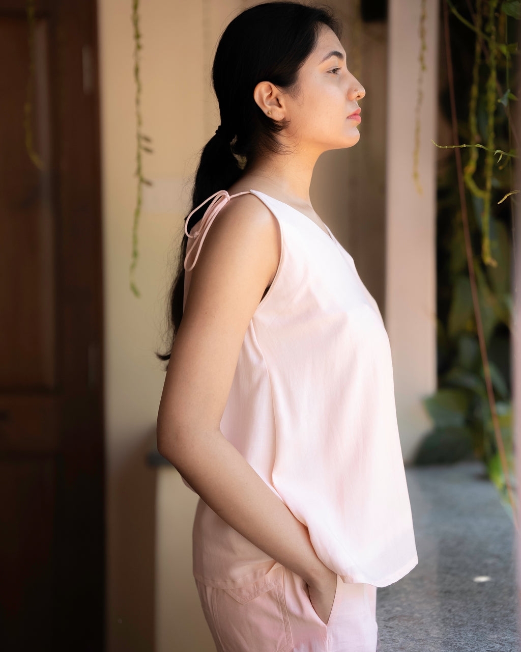 AÑJĪ TOP WITH AŚANI PANTS