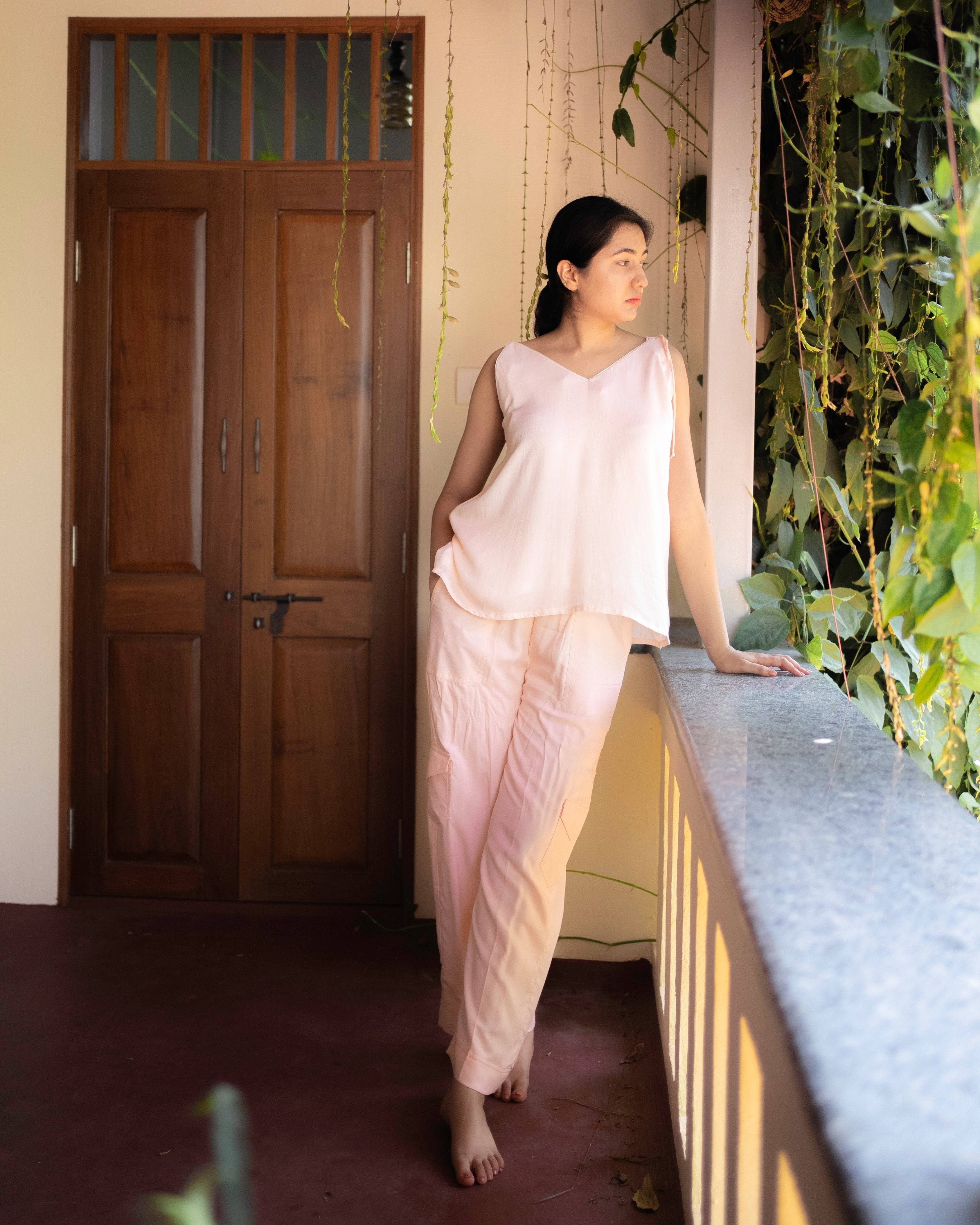 AÑJĪ TOP WITH AŚANI PANTS